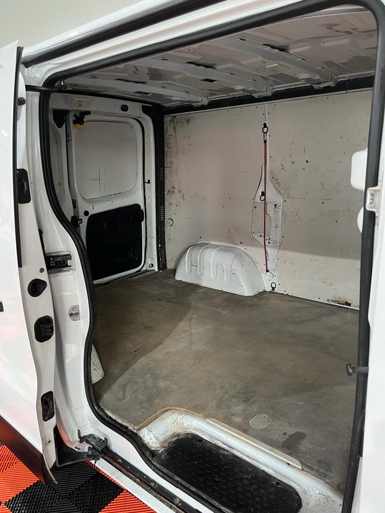 Opel Vivaro FOURGON FGN F2700 L1H1 1.6 CDTI 120 CH PACK CLIM + / Tva récupérable – Image 7