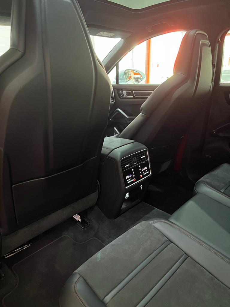 Porsche Cayenne COUPE GTS 4.0 V8 / Tva récupérable – Image 16