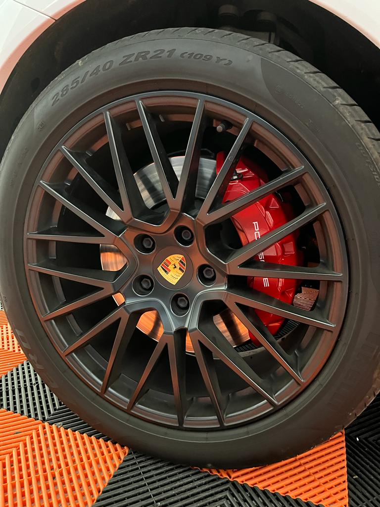 Porsche Cayenne COUPE GTS 4.0 V8 / Tva récupérable – Image 7