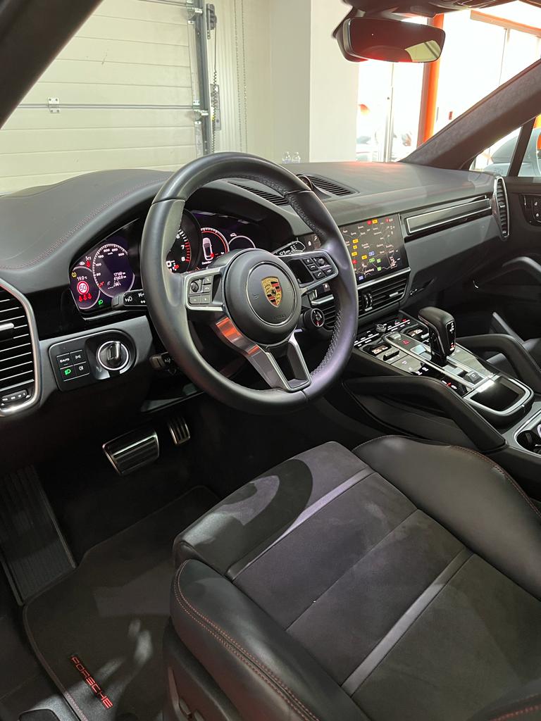 Porsche Cayenne COUPE GTS 4.0 V8 / Tva récupérable – Image 9