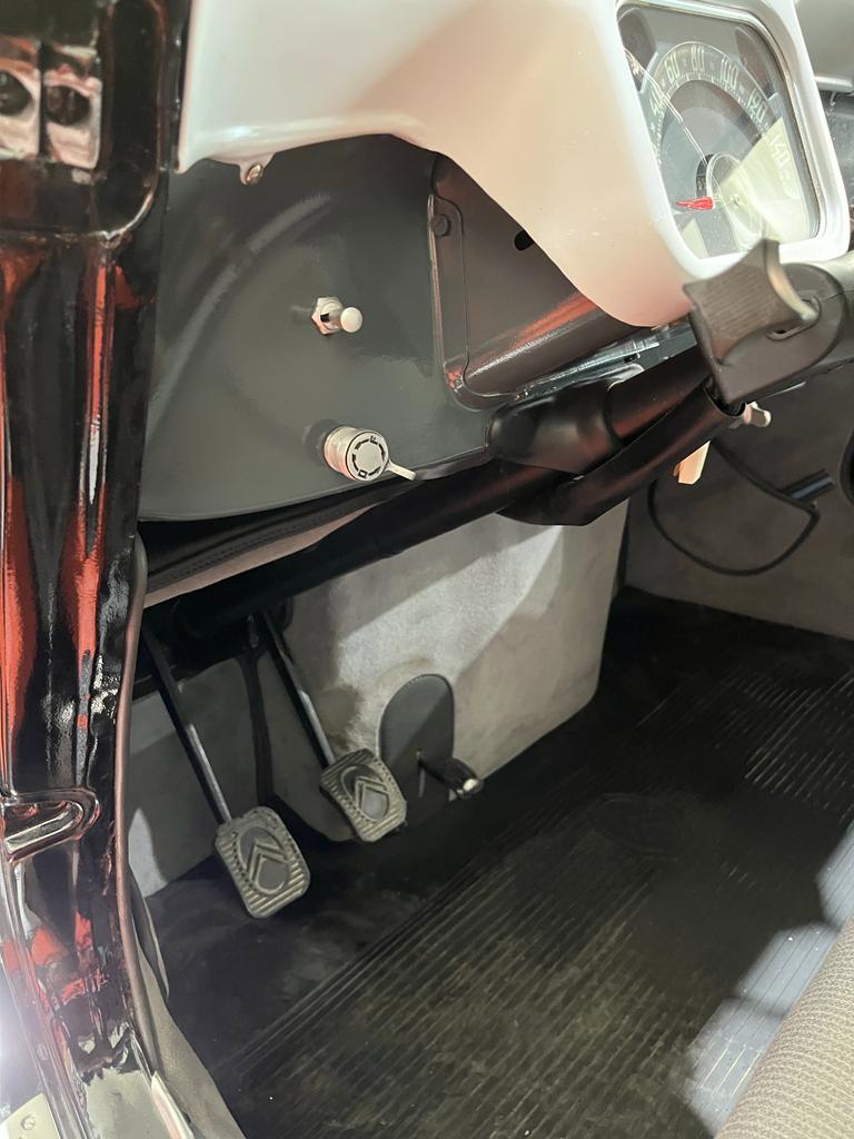 Citroën Traction Avant Restauré + carnet complet – Image 13