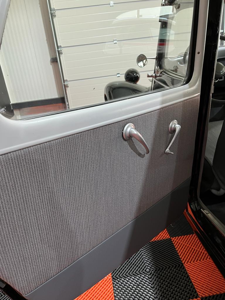 Citroën Traction Avant Restauré + carnet complet – Image 16