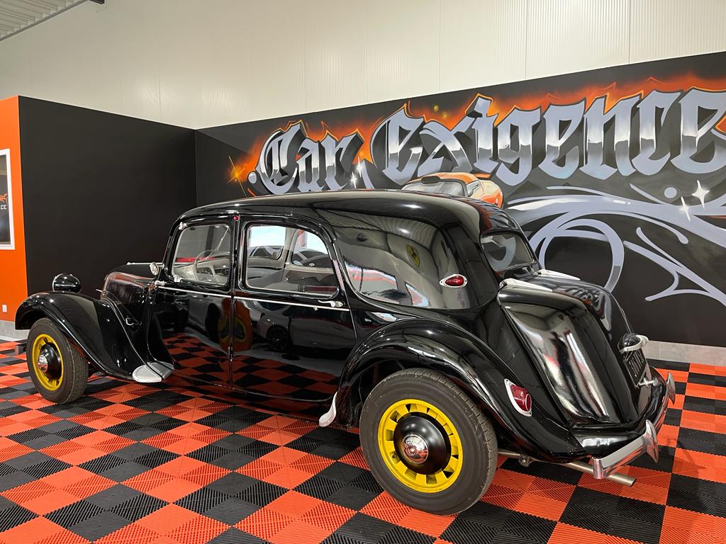 Citroën Traction Avant Restauré + carnet complet – Image 21