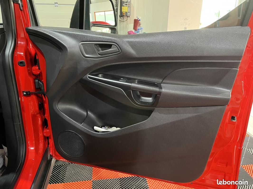 Ford Transit Connect FGN L1 1.5 TDCI 75 AMBIENTE – Image 9