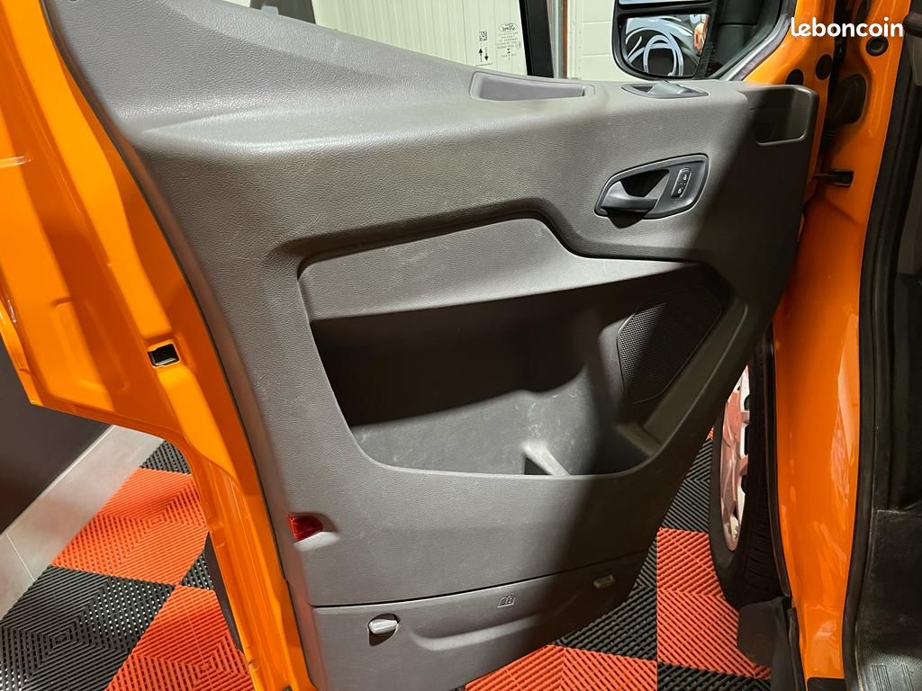 Ford Transit PLATEAU DOUBLE CABINE CDC P350 L2 2.0 ECOBLUE 130 S&S AMBIENTE – Image 7