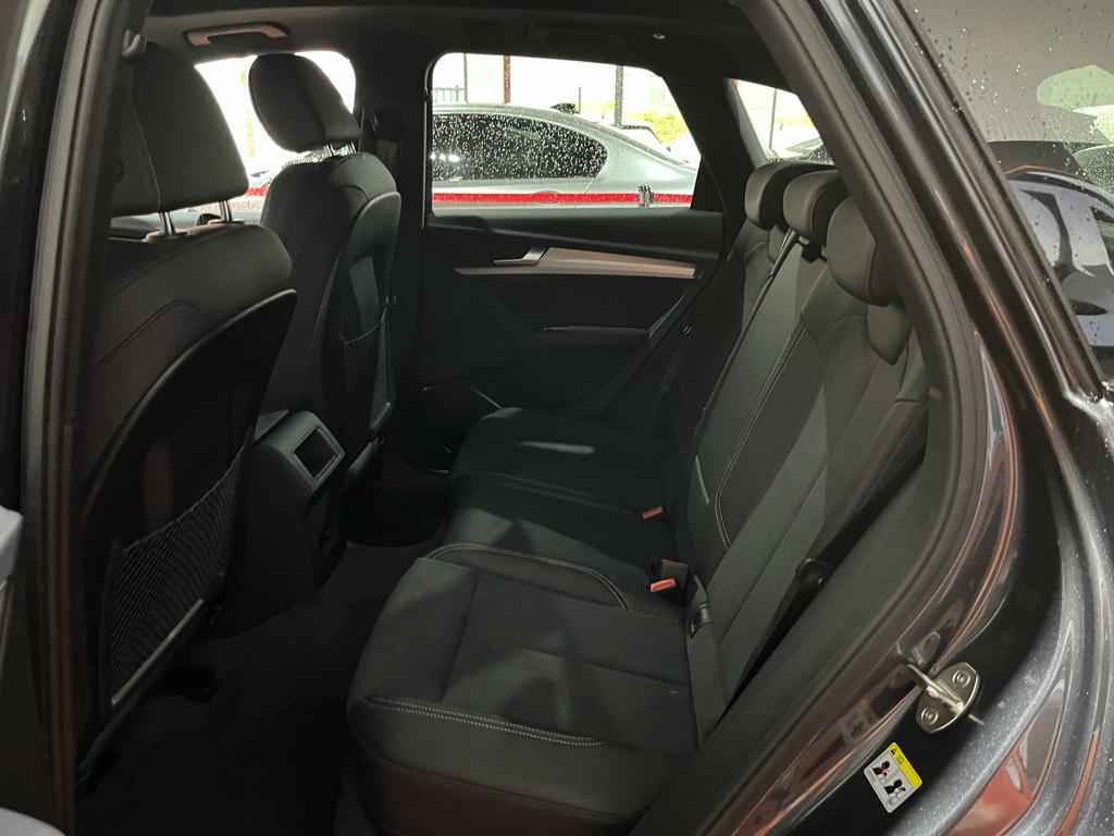 Audi Q5 40 TDI 204 S tronic 7 Quattro S line – Image 16